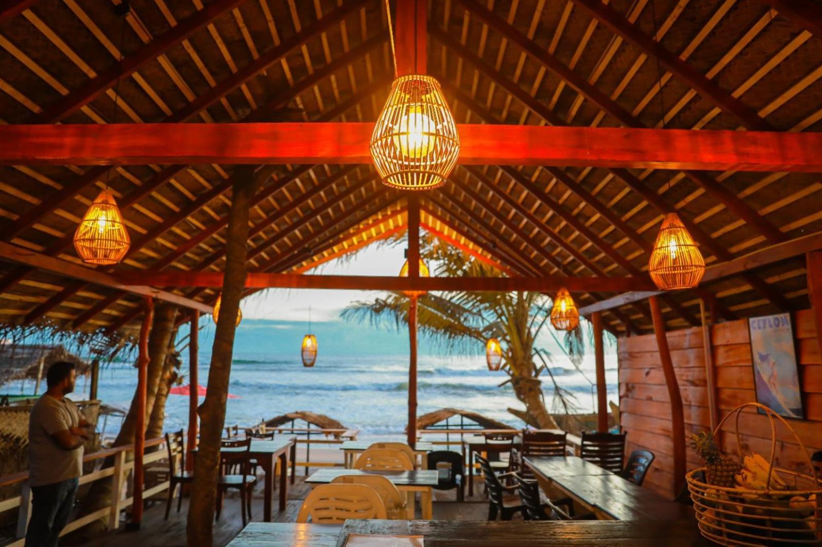 Ocean Breeze Villa Matara Ngoại thất bức ảnh